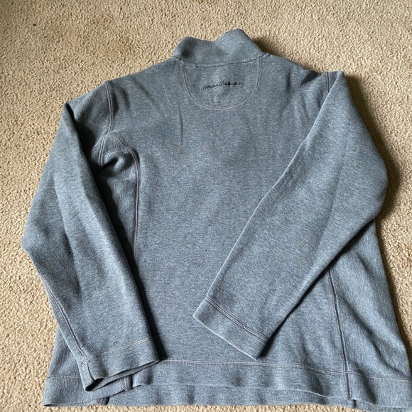 Tommy Bahama 1/4 zip pullover - Picture 4 of 7